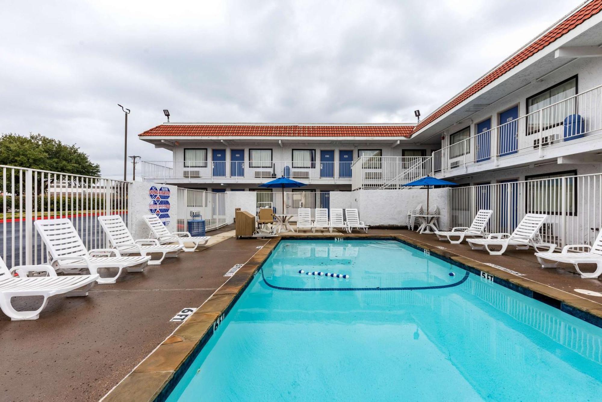Motel 6-North Richland Hills, Tx Luaran gambar