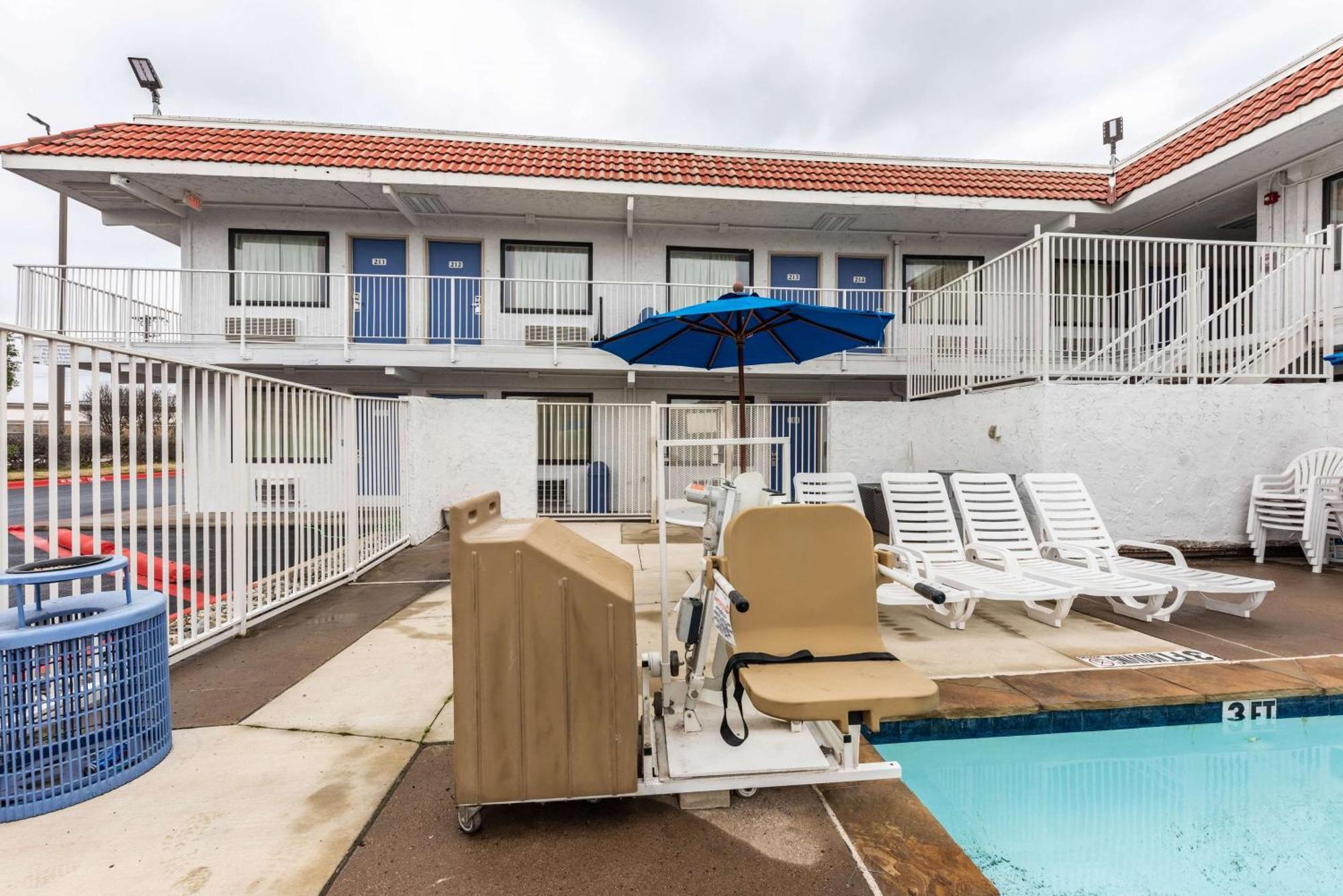 Motel 6-North Richland Hills, Tx Luaran gambar