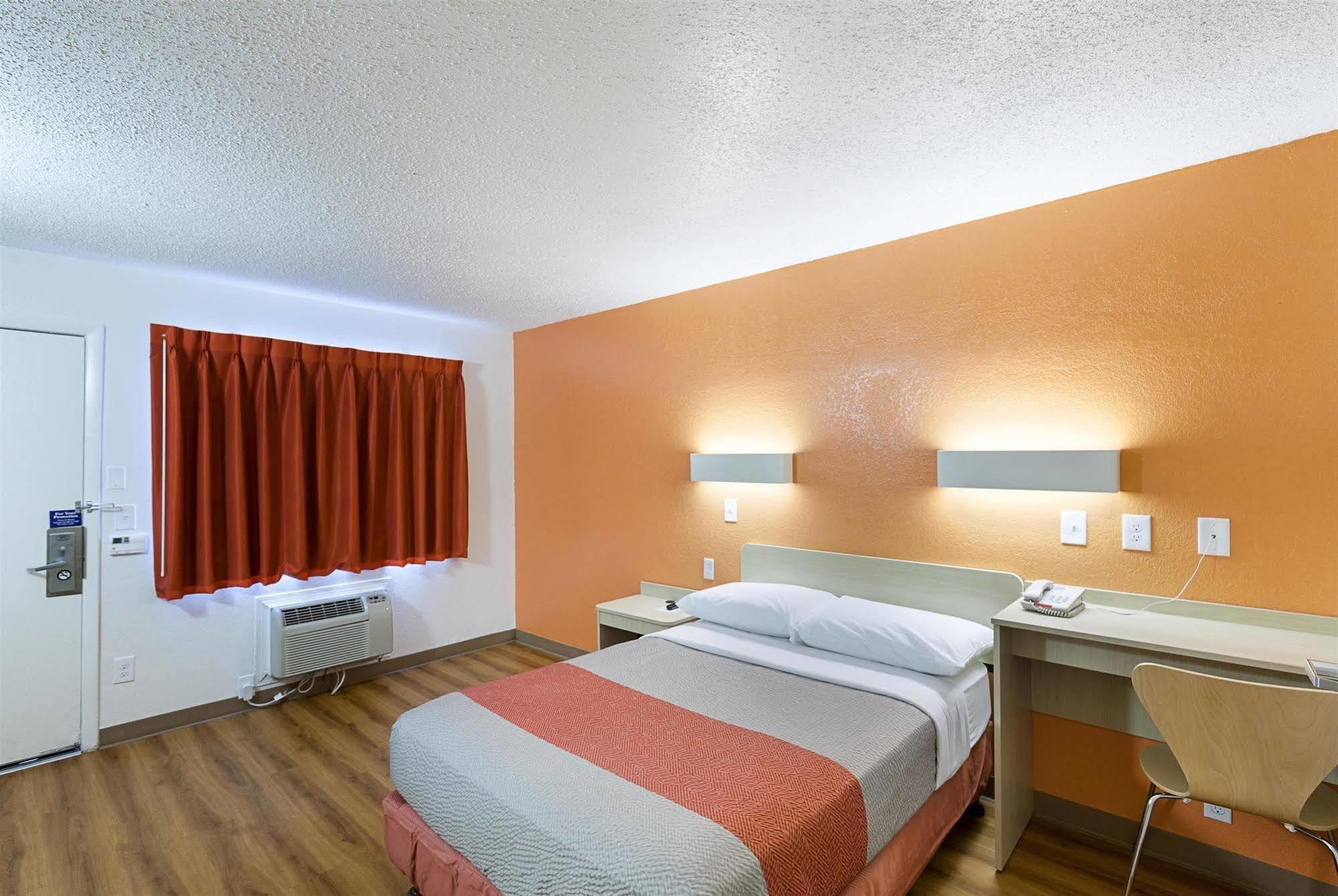 Motel 6-North Richland Hills, Tx Luaran gambar