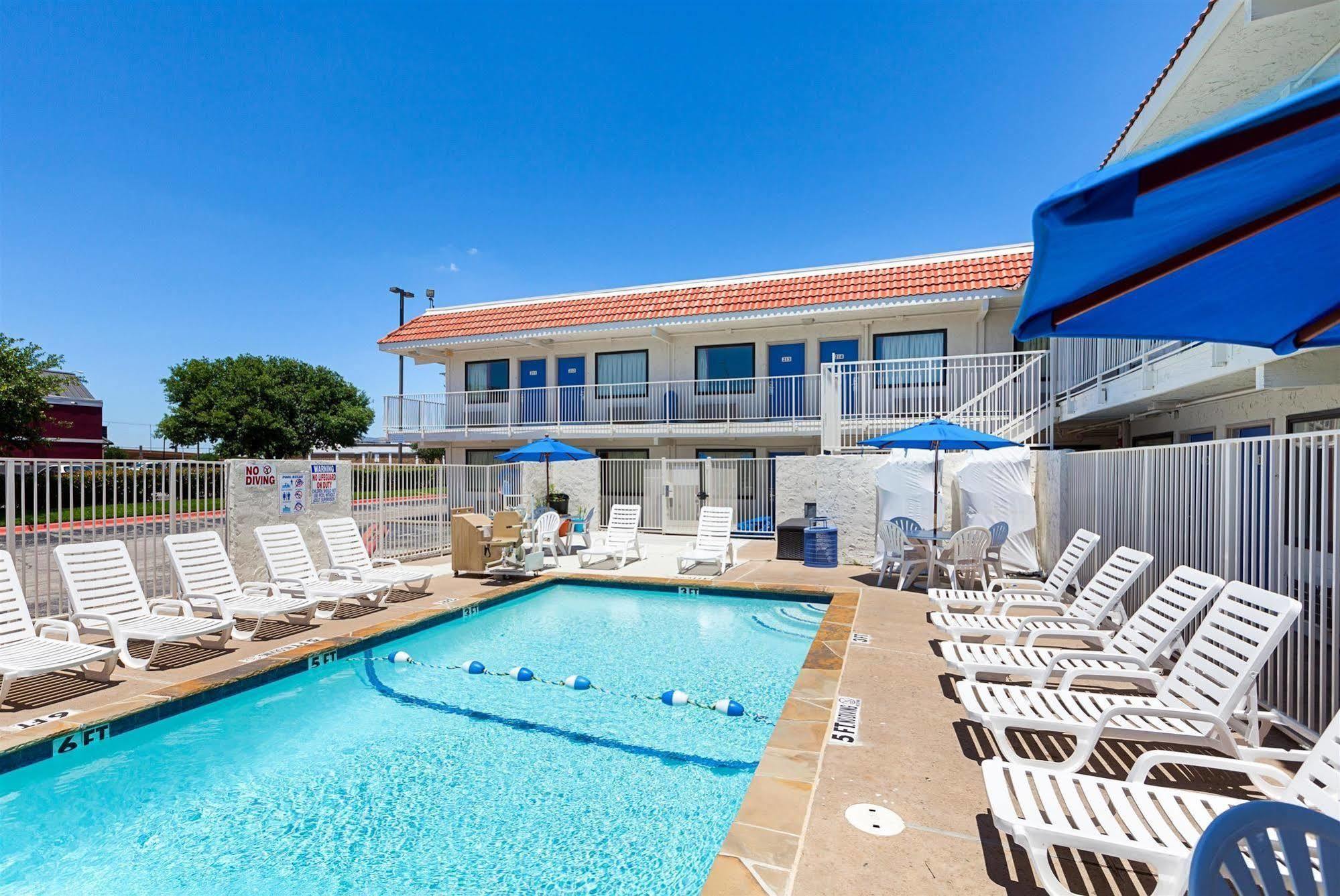 Motel 6-North Richland Hills, Tx Luaran gambar