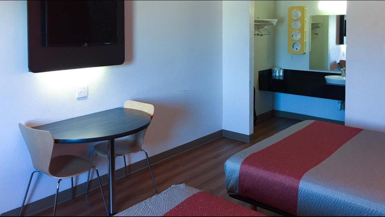 Motel 6-North Richland Hills, Tx Luaran gambar