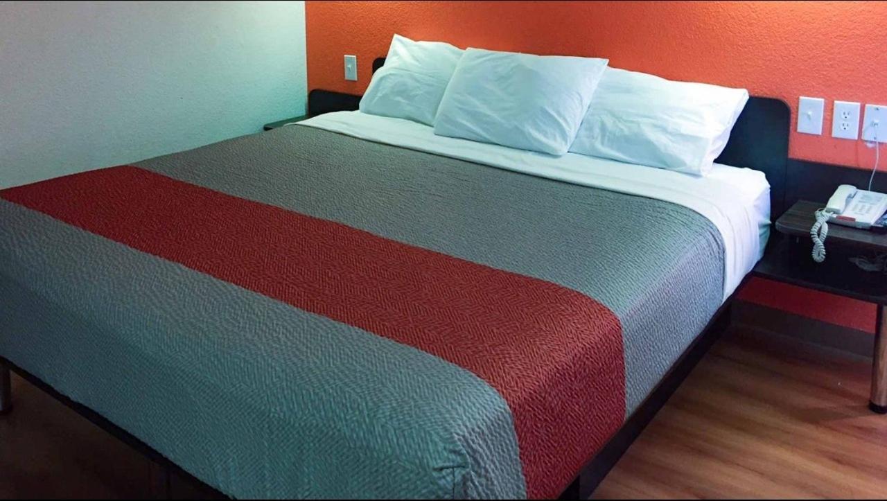 Motel 6-North Richland Hills, Tx Luaran gambar